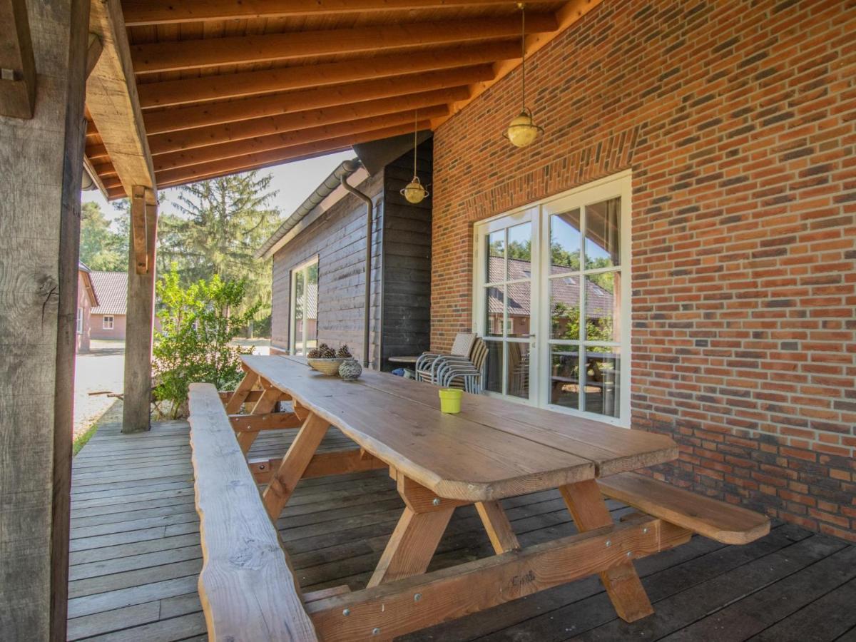 Lodge Slabroek Uden Exterior photo